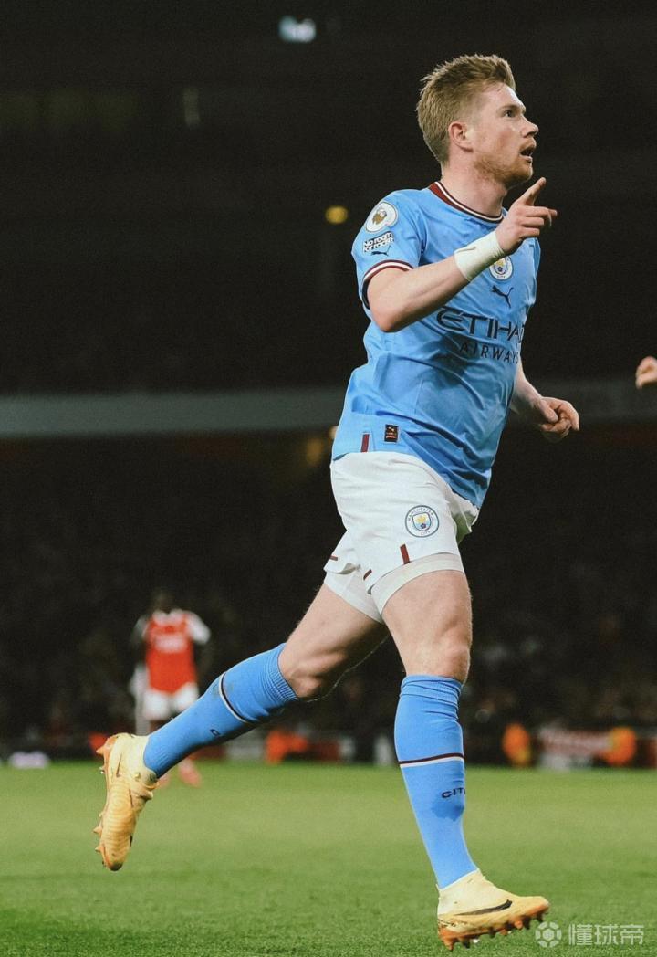 多伦多蓝鸟在 2015 年凭借极强的进攻打线，成为了全联盟投手的噩梦