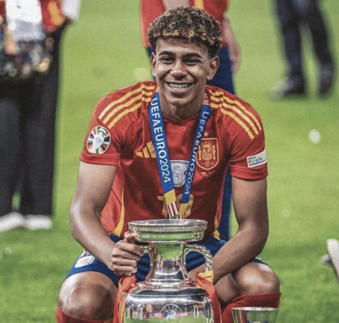 阿维塔网球大师课燃动热爱，全运会网球女单冠军朱琳领衔授课