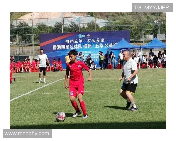 揭秘“俄罗斯轮盘”：博彩史上最极端、最血腥的博弈变种及其教训。（解构“俄罗斯轮盘”：赌史上最极端、最凶险的玩法及其警示）